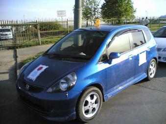 2002 Honda Fit Pictures