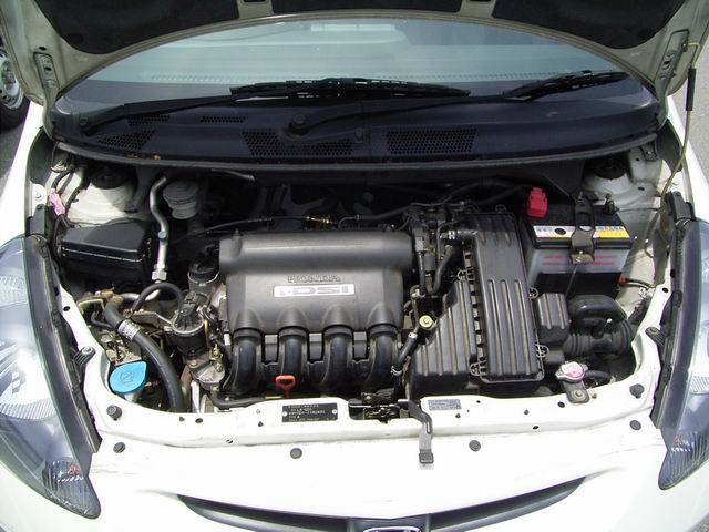 2002 Honda Fit Pictures