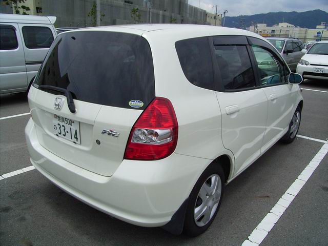 2002 Honda Fit Pictures