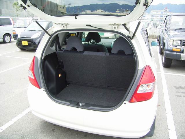2002 Honda Fit Pics