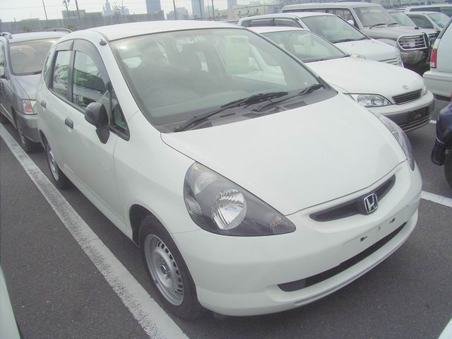 2002 Honda Fit Photos