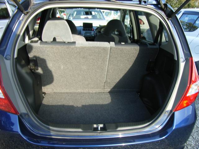 2002 Honda Fit Photos