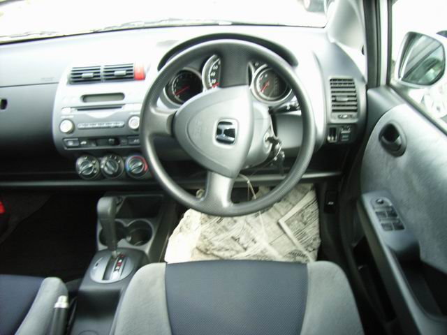 2002 Honda Fit Wallpapers