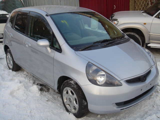 2002 Honda Fit Pictures