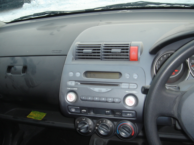 2002 Honda Fit Photos