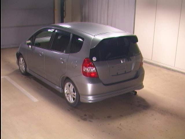 2002 Honda Fit Wallpapers