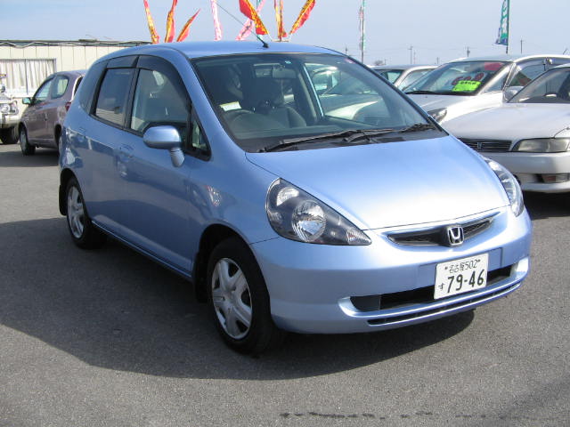2002 Honda Fit Pictures