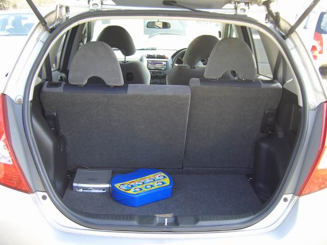 2002 Honda Fit Pictures