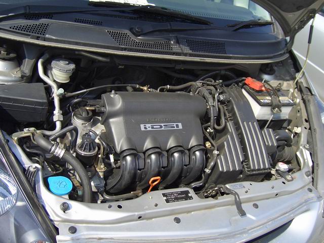 2002 Honda Fit Pictures