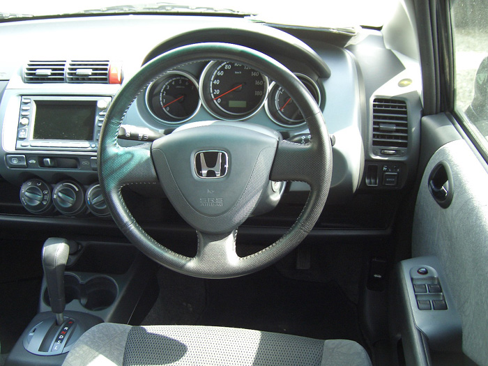 2002 Honda Fit Images