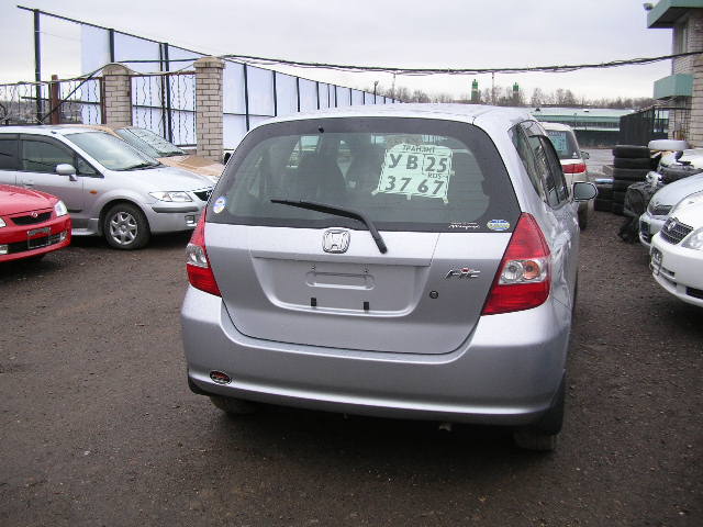 2002 Honda Fit Pictures