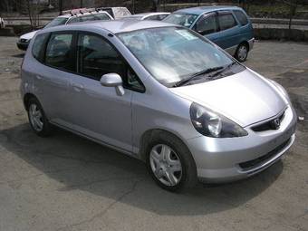 2002 Honda Fit Pictures