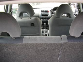 2002 Honda Fit Photos