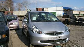 2002 Honda Fit Pictures