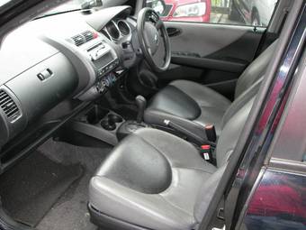 2002 Honda Fit Pictures