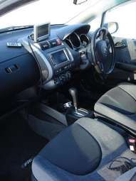 2002 Honda Fit Pictures