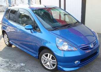 2002 Honda Fit Pics