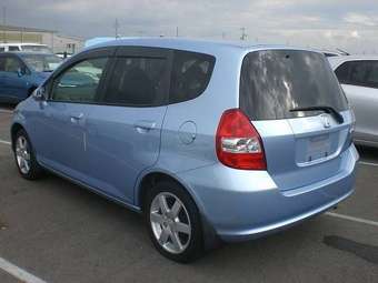 2002 Honda Fit Photos