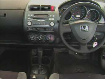 2002 Honda Fit Photos