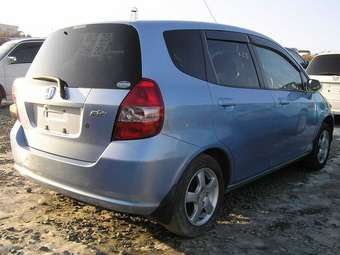 2002 Honda Fit Pictures