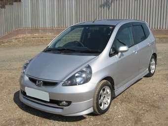 2002 Honda Fit Photos