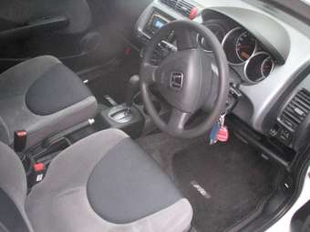 2002 Honda Fit Pictures