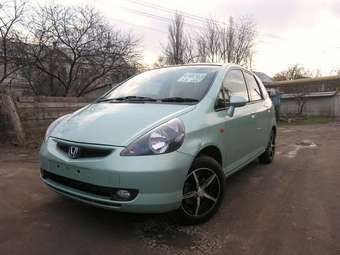 2002 Honda Fit Pictures