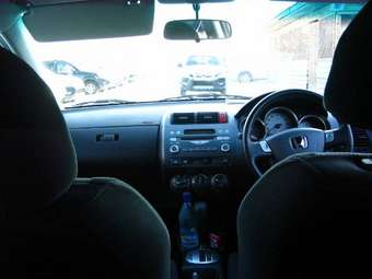 2002 Honda Fit Pics