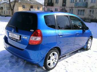 2002 Honda Fit Pictures