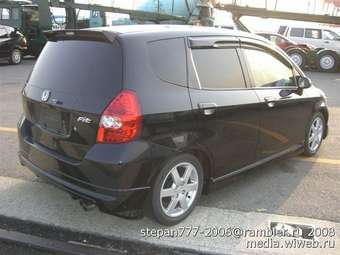 2002 Honda Fit Photos