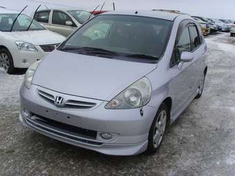 2002 Honda Fit Pictures