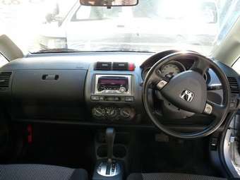 2002 Honda Fit Pictures