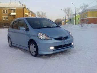 2002 Honda Fit Photos