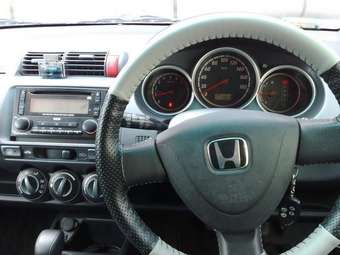 2002 Honda Fit Pictures
