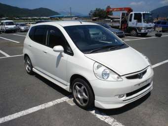 2002 Honda Fit Photos