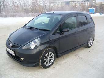 2002 Honda Fit Pictures