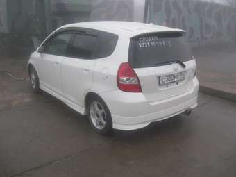 2002 Honda Fit Pictures