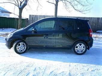 2002 Honda Fit Pictures