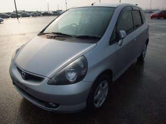 2002 Honda Fit Pictures