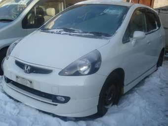 2002 Honda Fit Photos