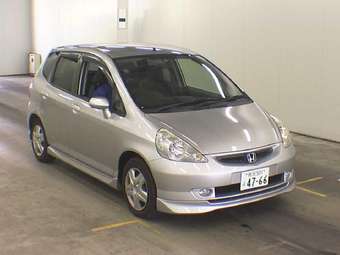 2002 Honda Fit Pics