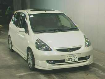 2002 Honda Fit Photos