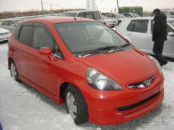 2002 Honda Fit Photos