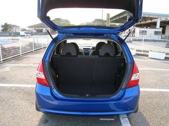 2002 Honda Fit Pictures