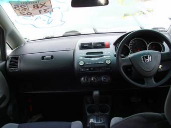 2002 Honda Fit Pics