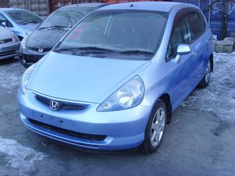 2002 Honda Fit Photos