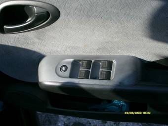 2002 Honda Fit Photos