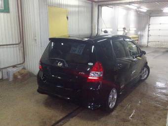 2002 Honda Fit Pictures