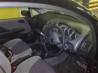 2002 Honda Fit Pictures