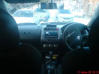 2002 Honda Fit Pictures